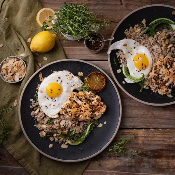 CAULIFLOWER-STEAKS-WITH-ROASTED-LEAVES-FRIED-EGG-SQUARE